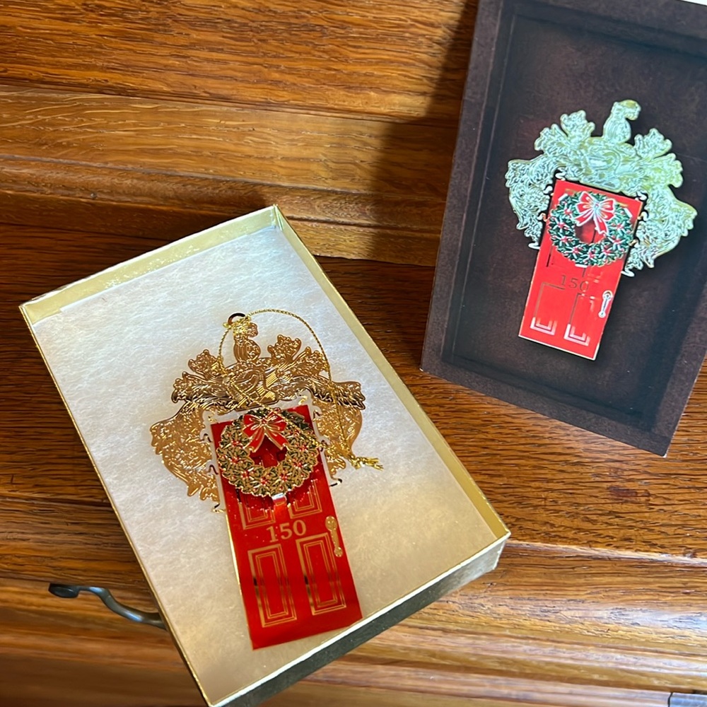 Red door ornament